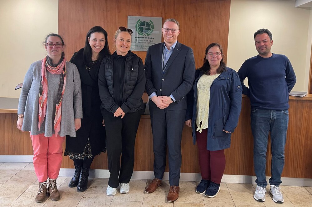  Dr Ray Healy with participants on the HOPE programme 